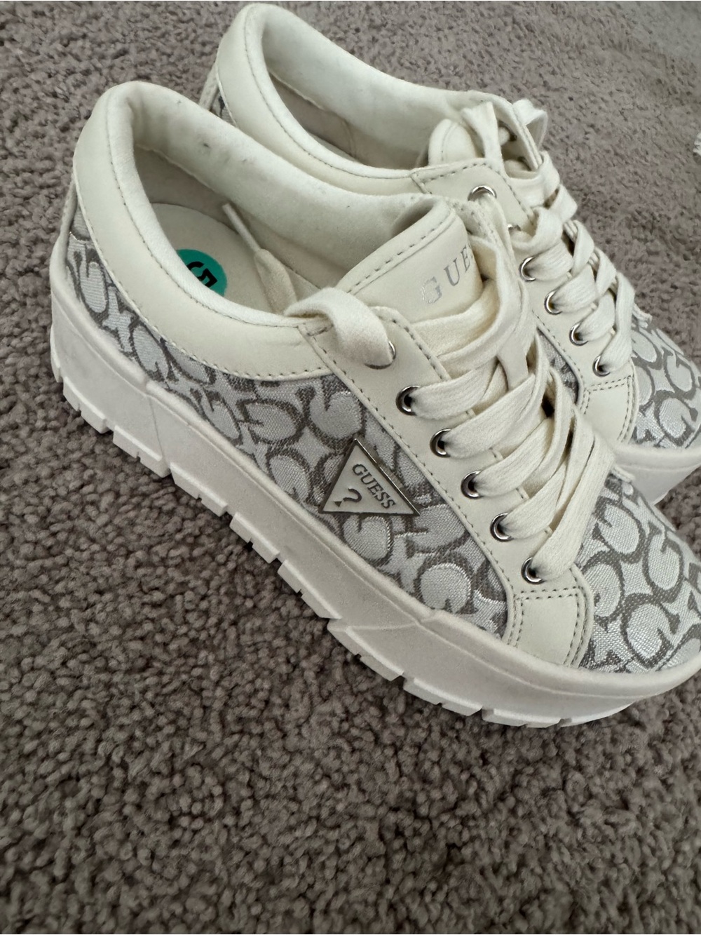GUESS Cream and Gray Logo Platform Sneakers